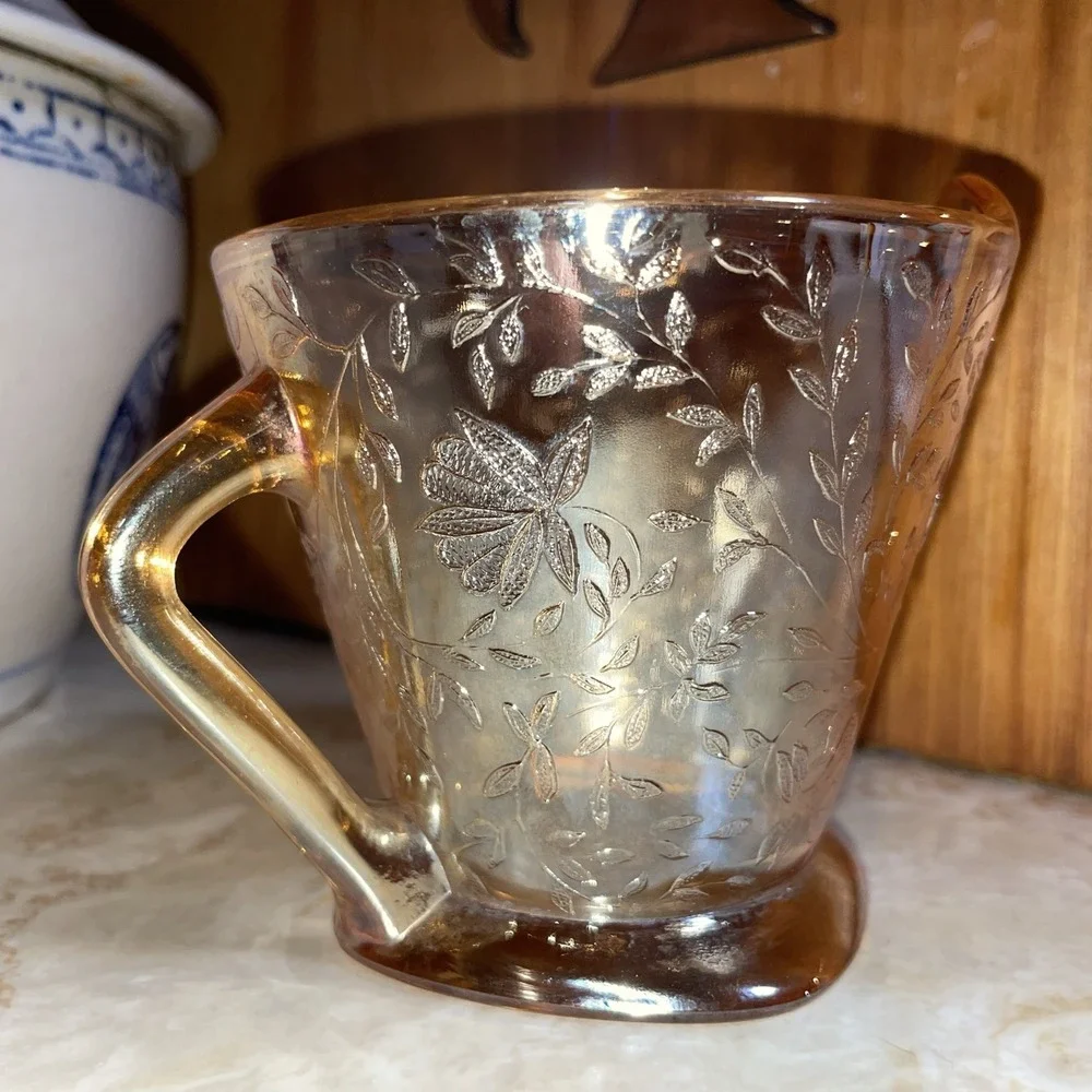 Vtg Jeannette Marigold Peach Floral Depression Carnival‎ Glass Creamer